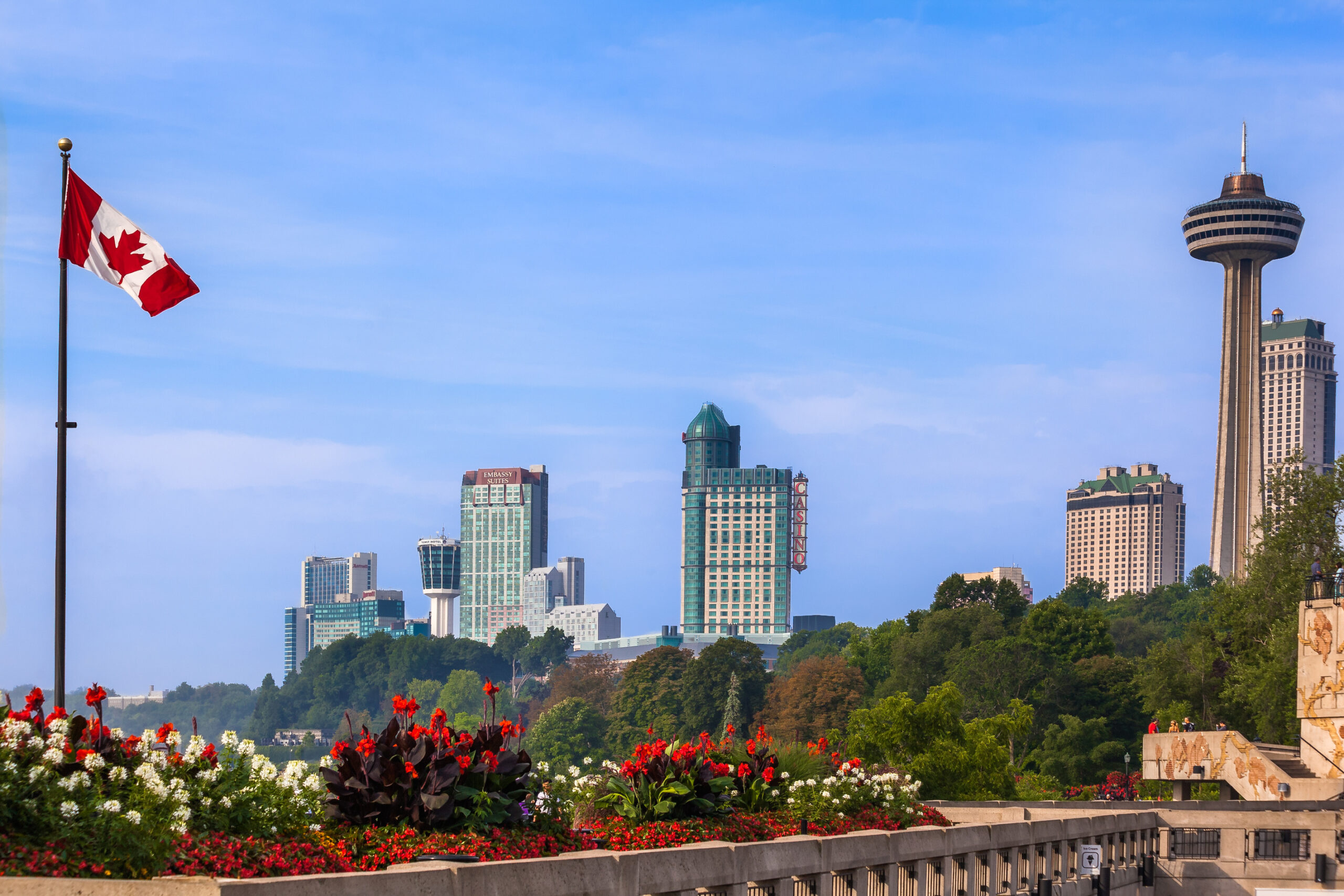 The Skylon Tower With Fallsview Hotels And Resorts, Niagara Falls 