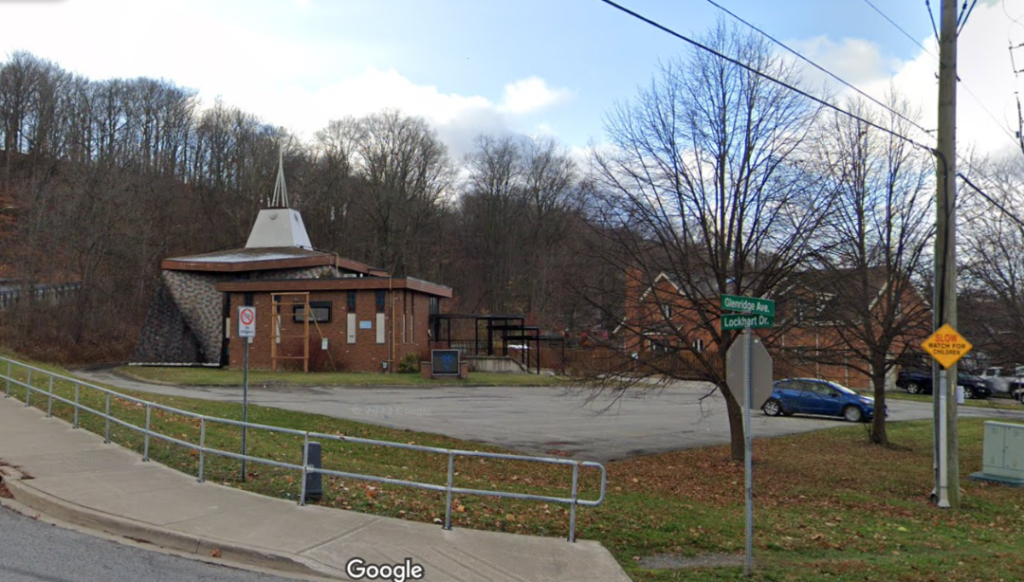 A picture of 226 Lockhart Drive, St. Catharines, taken from Google Streetview