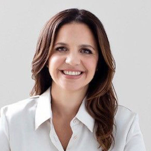 Headshot of Jessica Cavezza